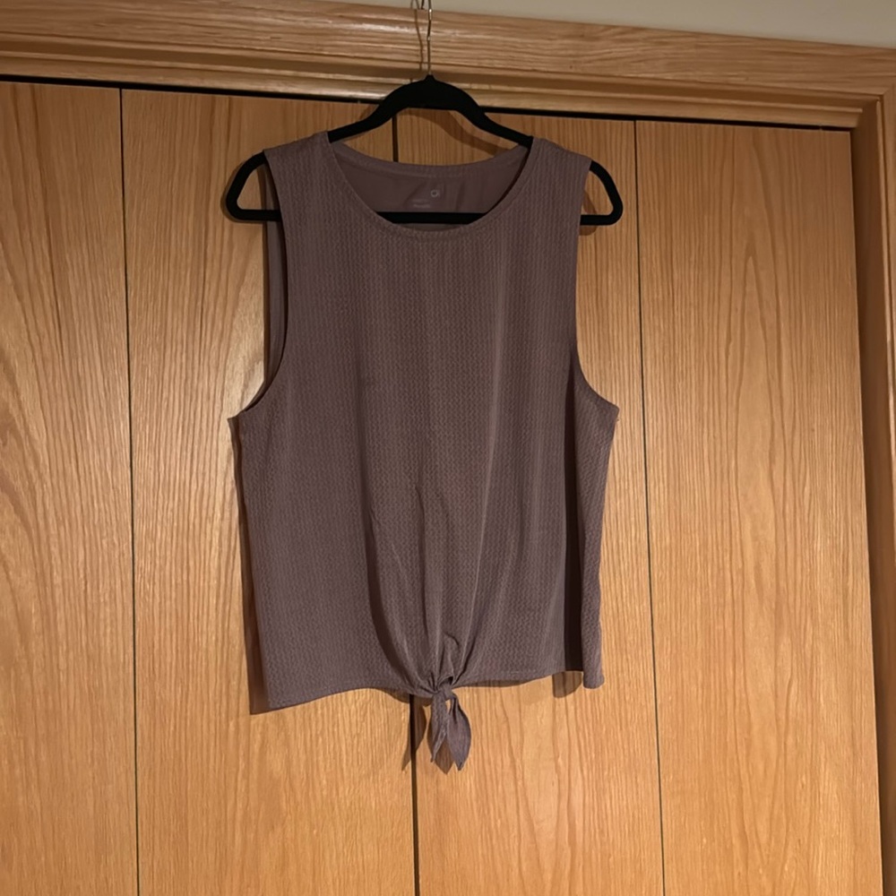 Gap Fit Breathe top